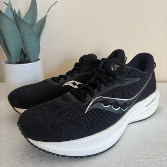Saucony Triumph Form Fit Black Mesh Running Sneakers Men’s 12 - Picture 6 of 14